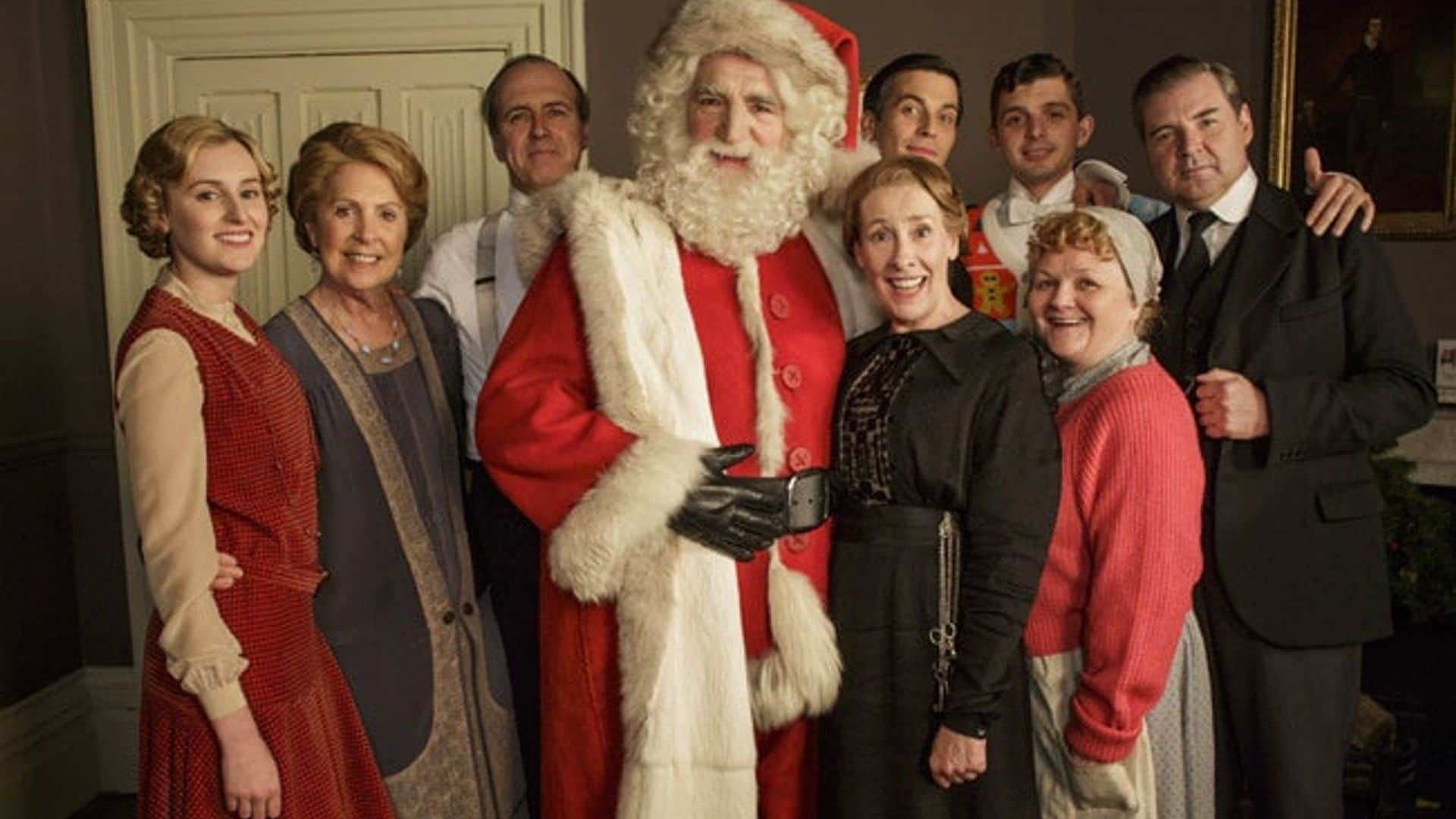 'Downton Abbey' cast gets into the holiday spirit in hilarious new clip for charity: Video