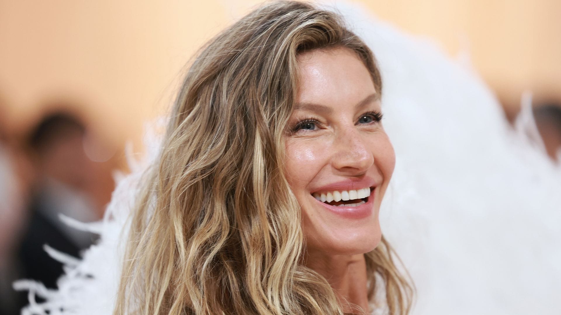 Gisele Bündchen and her newborn son make a stylish duo on daily walk