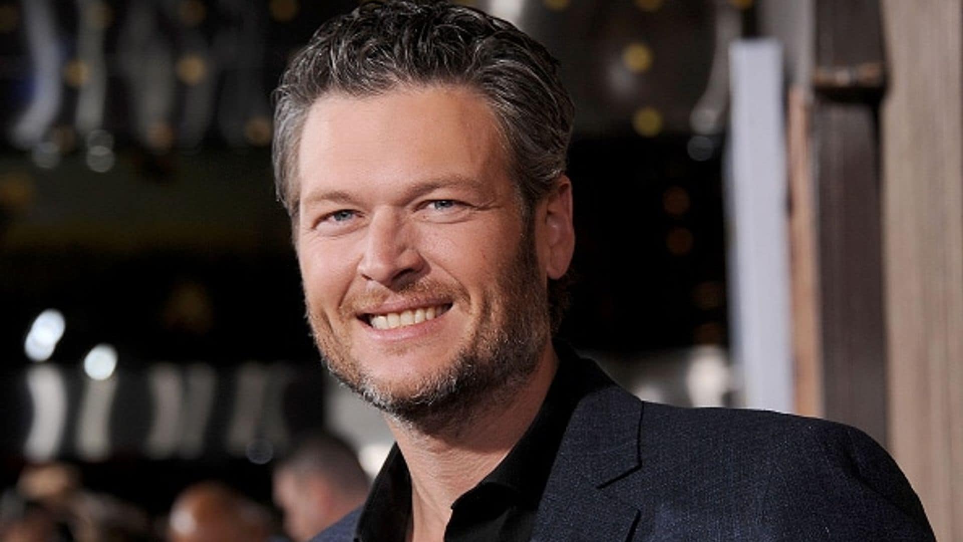 Blake Shelton talks his 'crazy year' as he accepts CMT Artist of the Year award