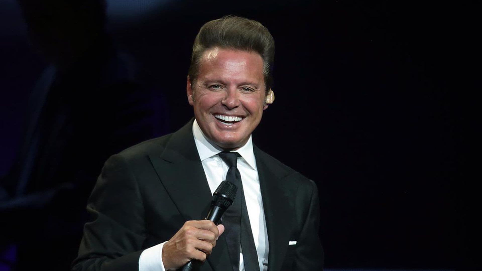 TikTok user claims mom inspired this Luis Miguel hit