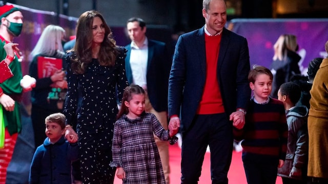 Prince William, Kate and kids were like any other family at a pub