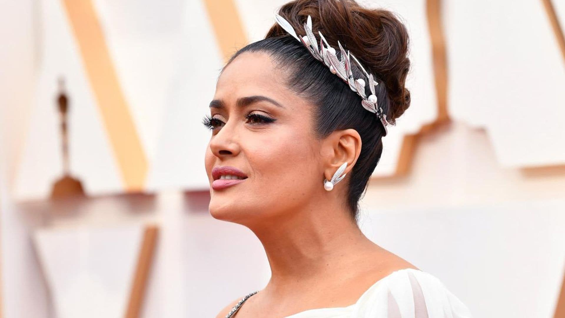 Salma Hayek wore a sparkling headpiece to the Oscars