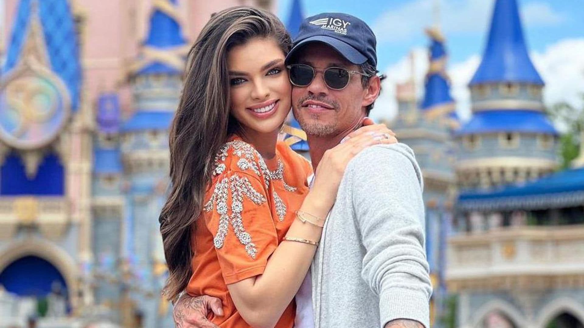Marc Anthony and Nadia Ferreira are engaged! See here the impressive diamond ring