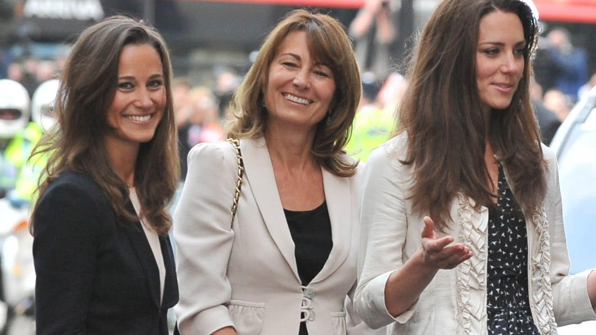 Kate Middleton’s mom wants this holiday decoration to make her grandchildren laugh