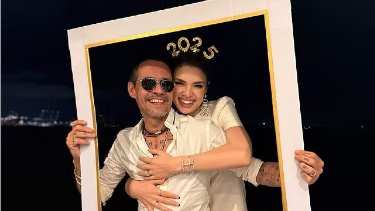 Marc Anthony and Nadia Ferreira ring in 2025 with family, a yacht, and a Miami show