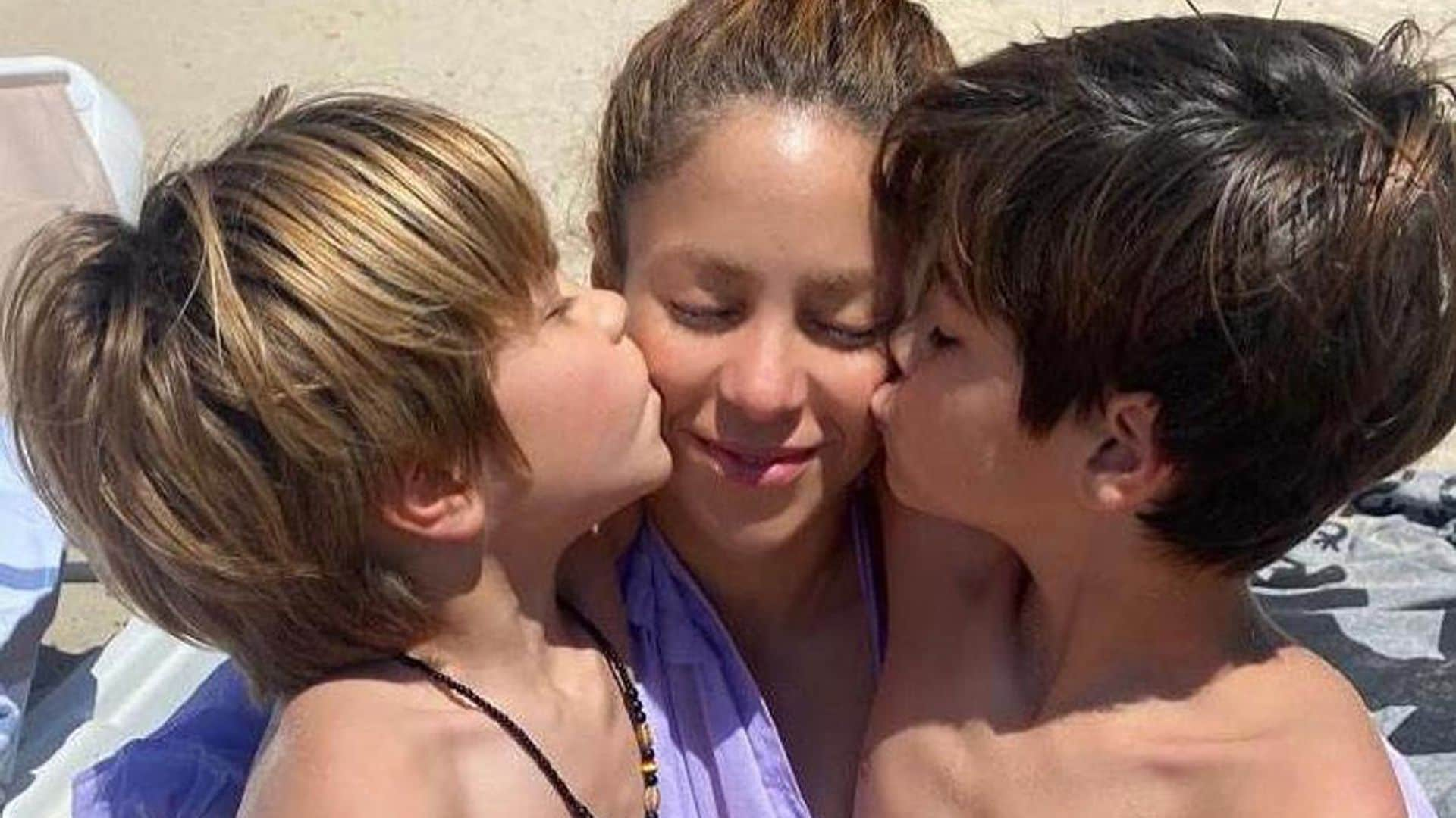 Shakira surprised her kids in Times Square ahead of her performance at the MTV VMAs