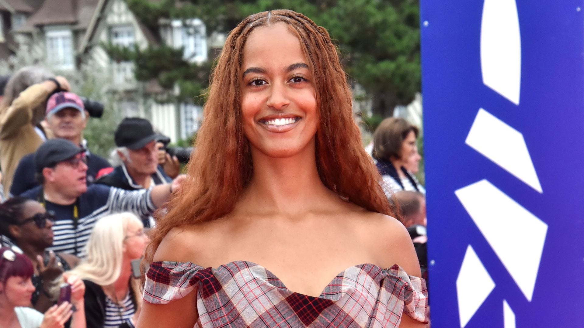 Malia Obama looks stunning in latest red carpet appearance in France promoting her new film