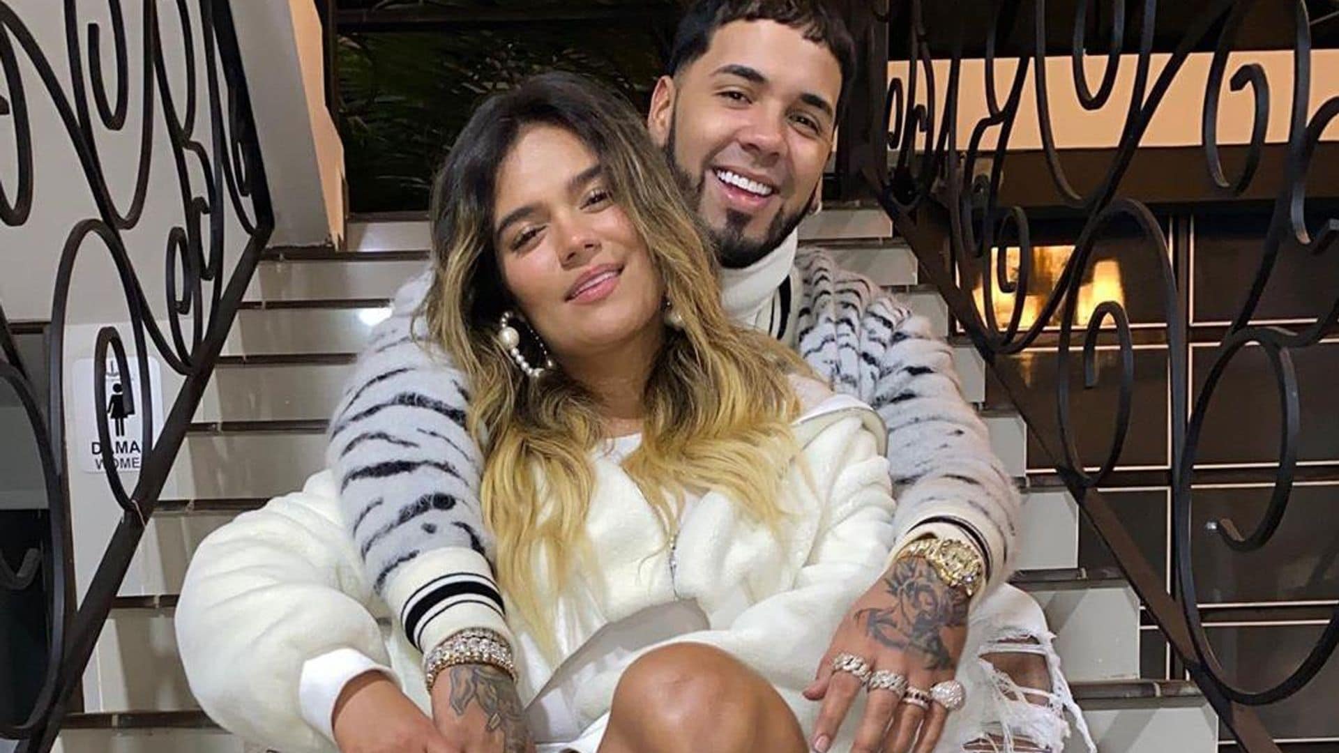 Karol G and Anuel AA romantic picture