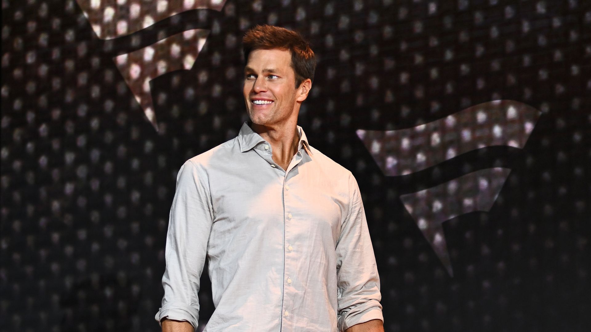 Tom Brady says he's trying to be a great dad as he co-parents with Gisele Bündchen