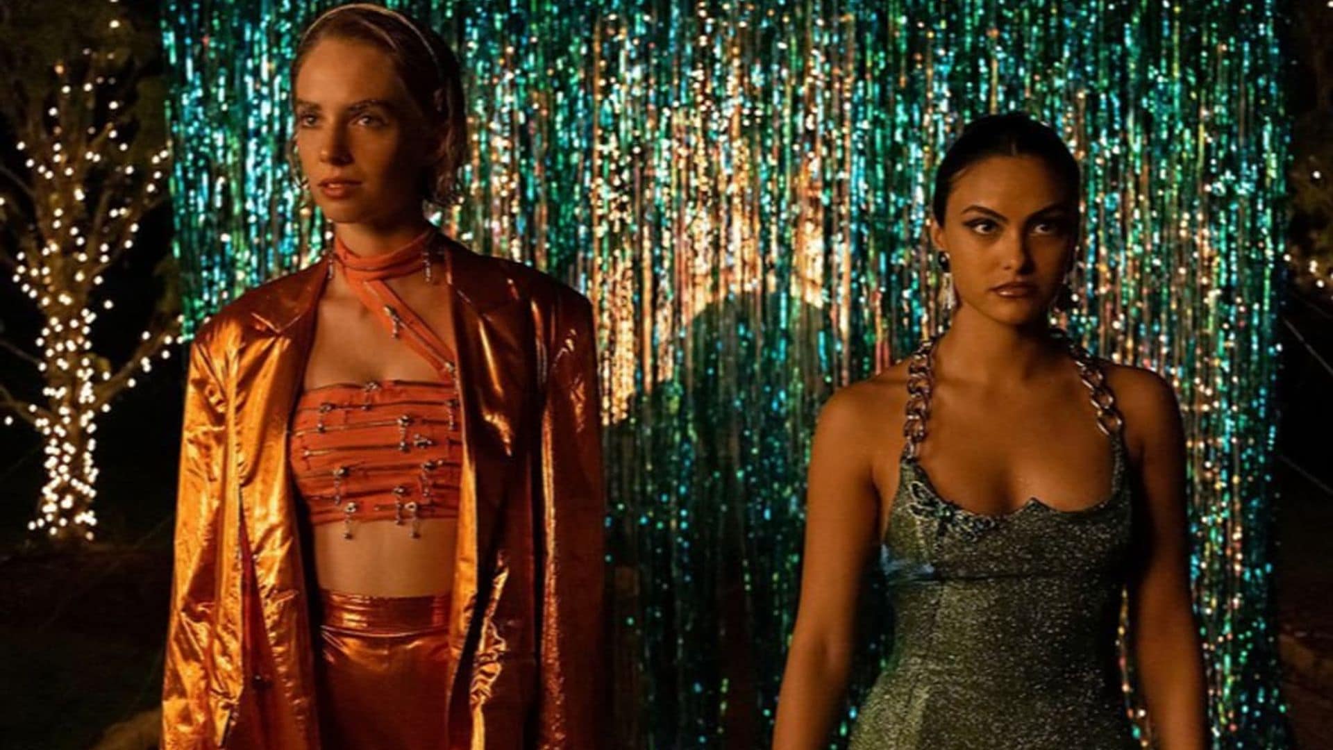 Watch Camila Mendes & Maya Hawke scheme in ‘Do Revenge’