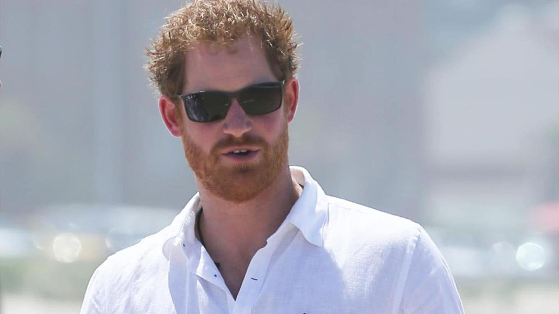 Prince Harry enjoys the surf in Malibu sans security!