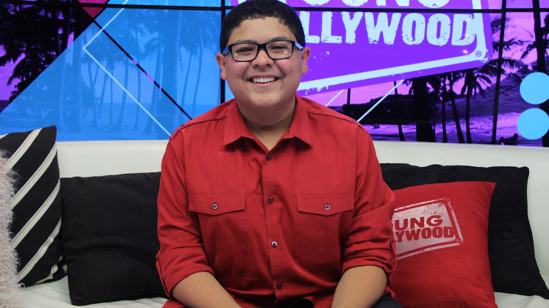 'Modern Family' alum Rico Rodriguez looks unrecognizable after all-grown-up transformation