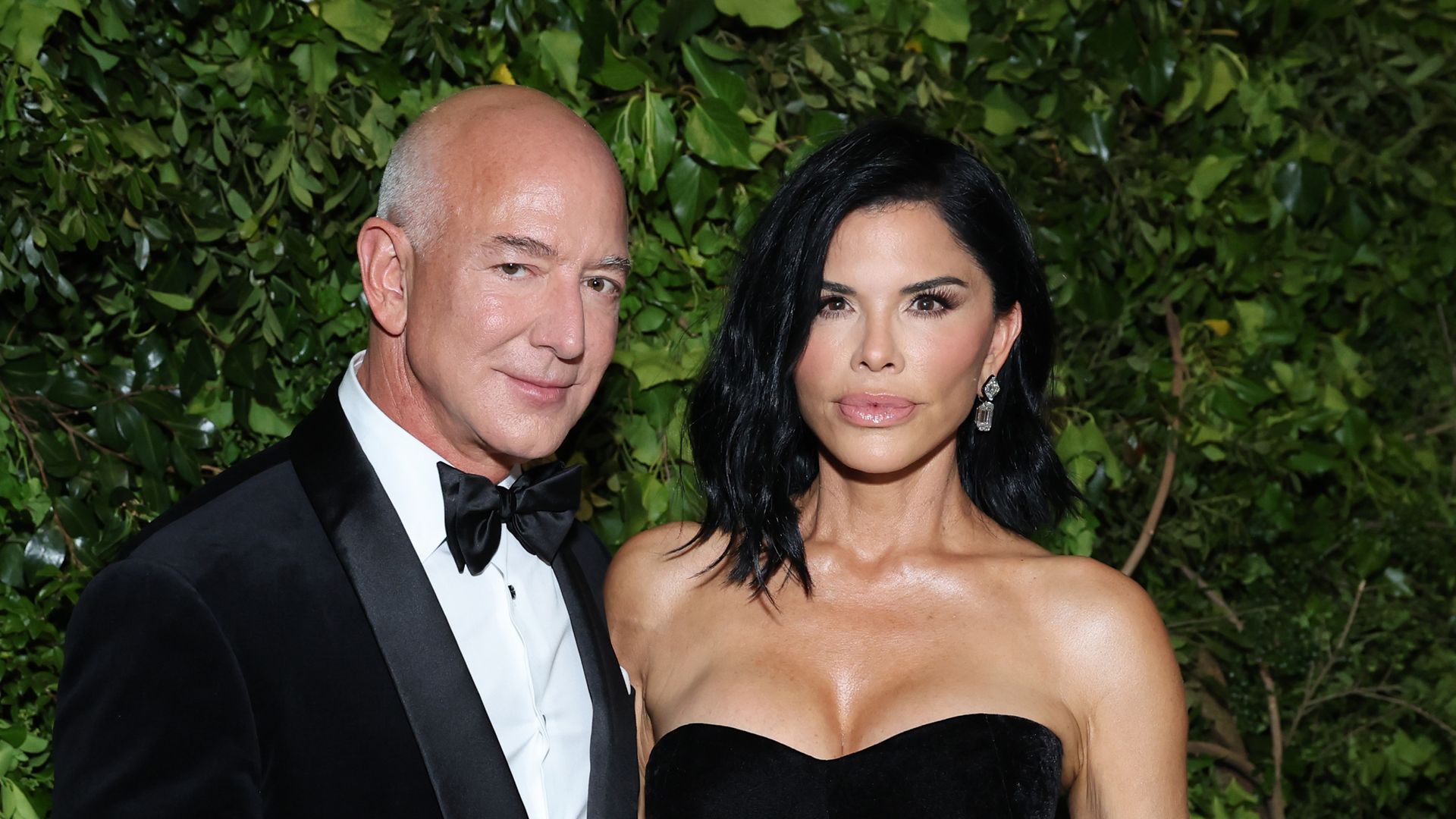 Lauren Sanchez says Jeff Bezos inspires her 'to think bigger' and shares his leadership principles