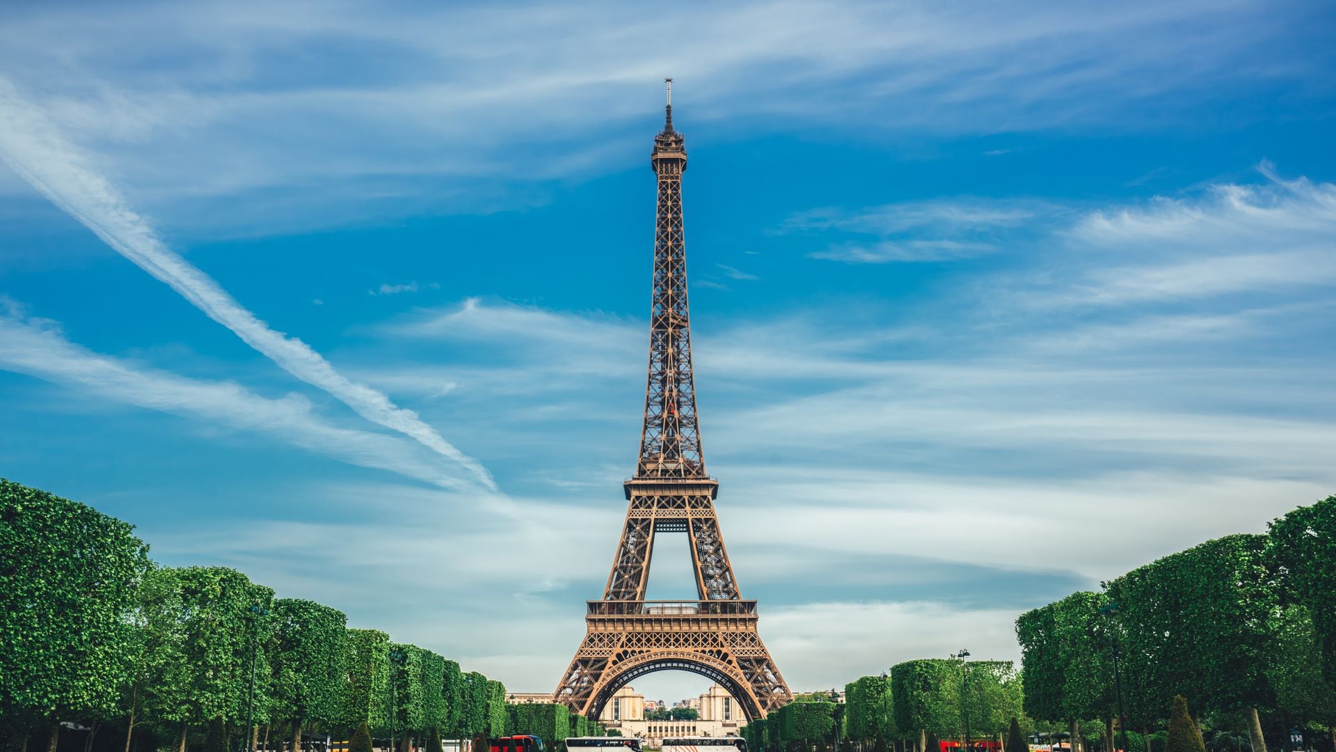 Eiffel Tower fire alarms go off after elevator short circuit