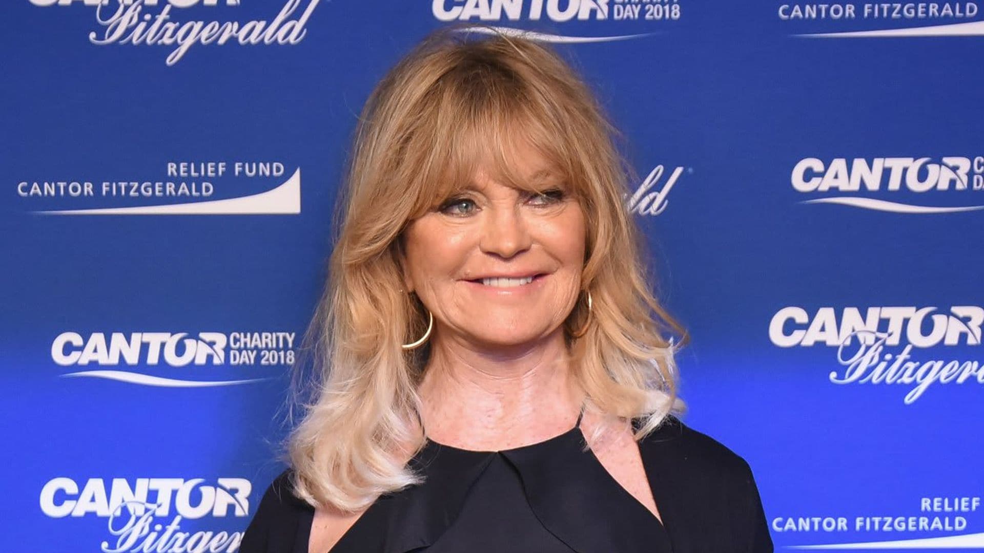 Goldie Hawn proves age is just a number as she dances to ABBA’s “Mamma Mia”