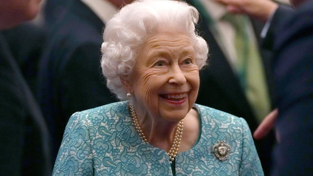 Queen Elizabeth cancels trip after 'reluctantly' accepting 'medical advice to rest'