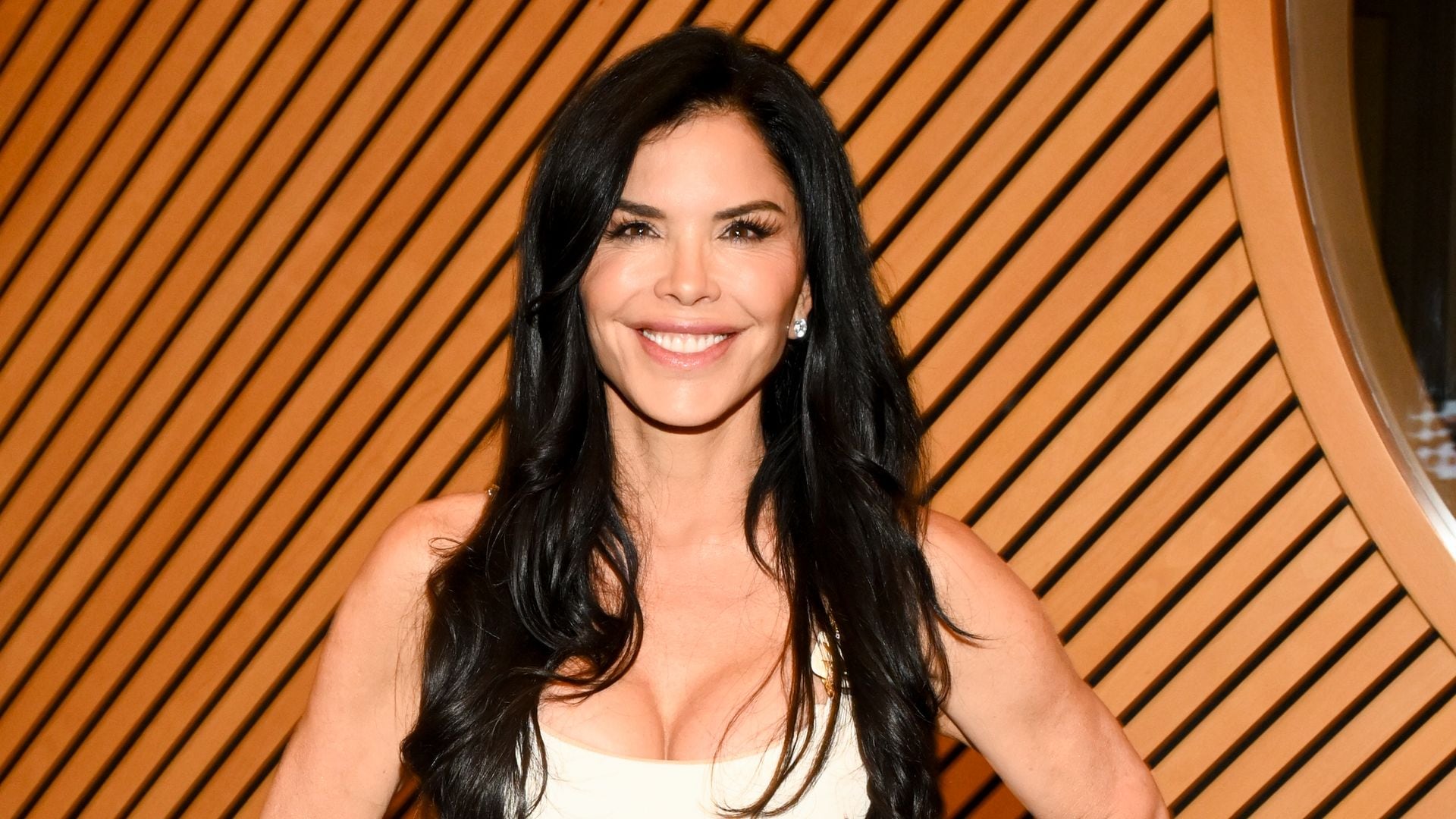 Lauren Sanchez gets emotional after answering questions related to her book; 'Sorry'