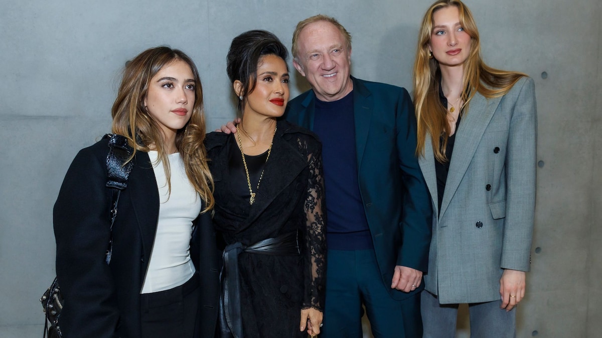 https://www.hola.com/us/horizon/landscape/931c16d2f6d9-paris-france-valentina-paloma-pinault-salma-hayek-franc3a7ois-henri-pinault-an.jpg?im=Resize=(1200)