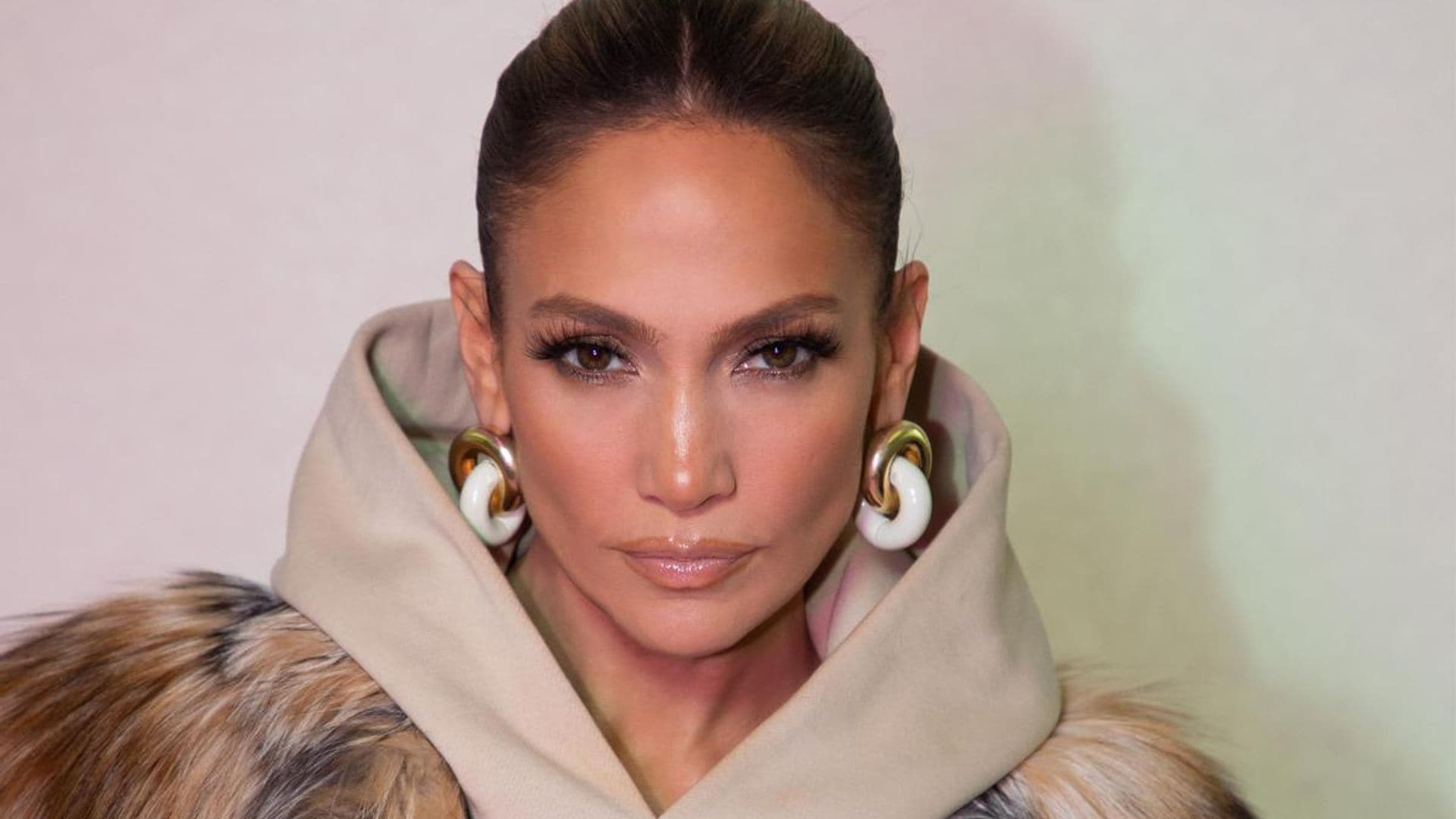 Jennifer Lopez is ready for Spring in black crop top and low rise pants