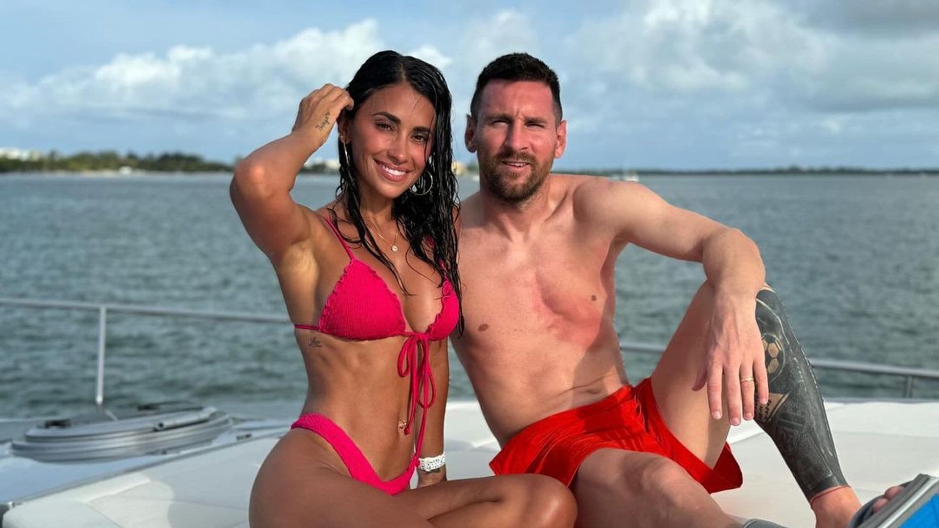 Antonela Roccuzzo and Lionel Messi celebrate their first anniversary in Miami with their best friends