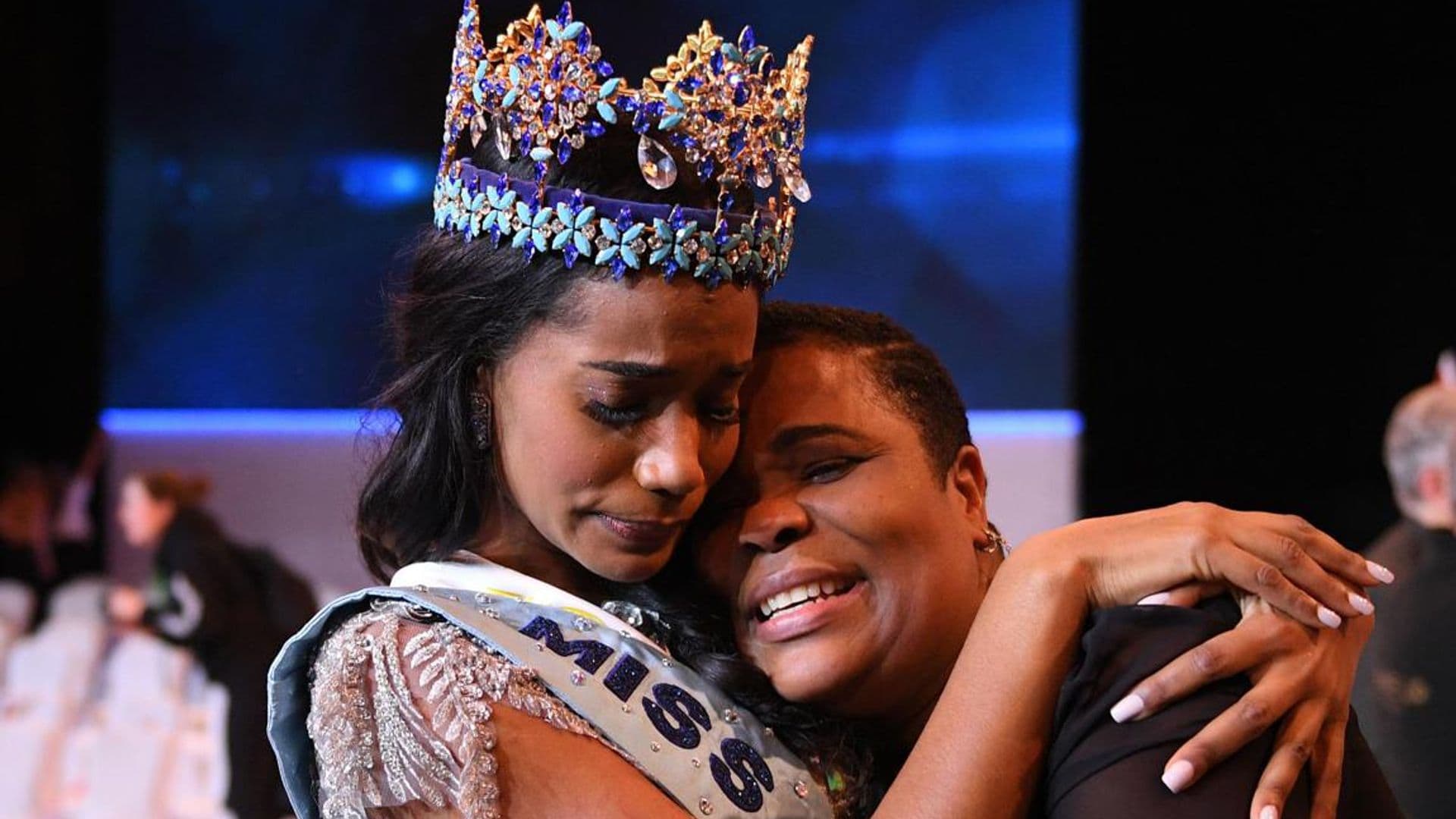 The moving moment newly crowned Miss World Toni-Ann Singh has tearful celebration with mom on stage