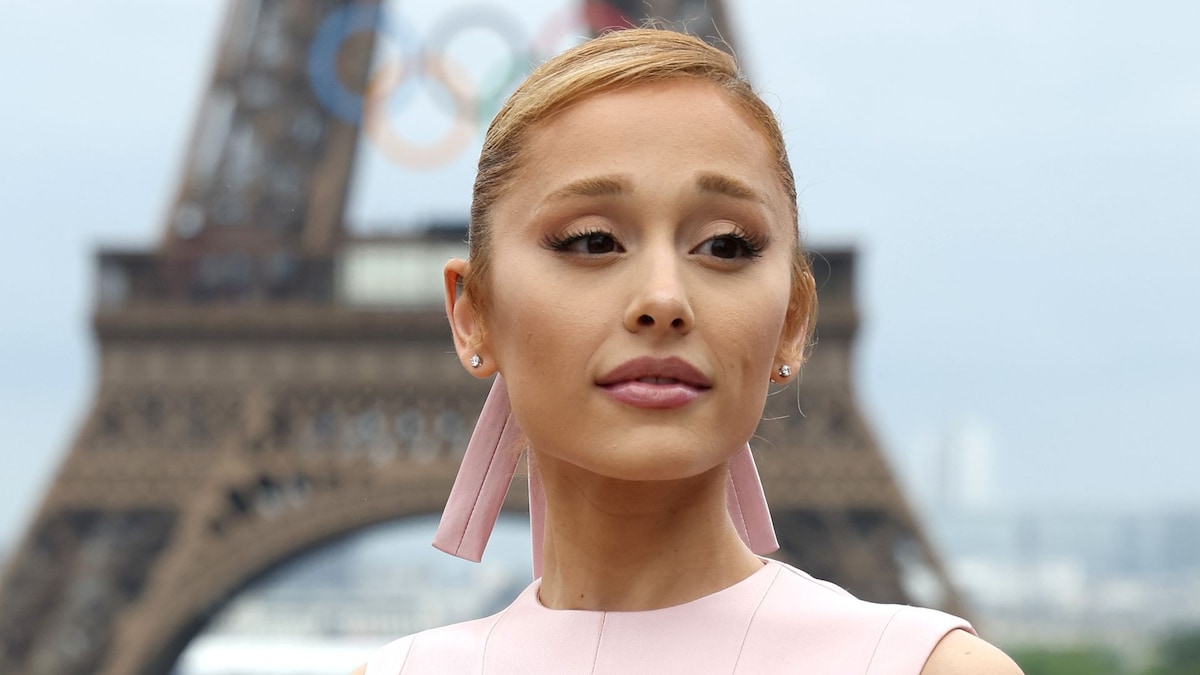 https://www.hola.com/us/horizon/landscape/a23abab33652-paris-france-ariana-grande-attends-the-red-carpet-ahead-of-the-opening-ceremony-.jpg?im=Resize=(1200)