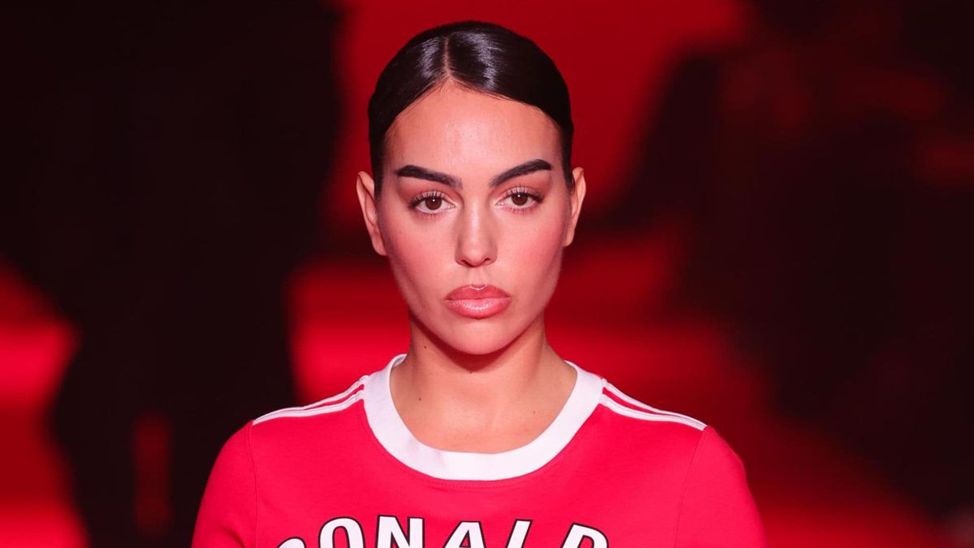 Georgina Rodríguez graces Paris Fashion Week’s runway in a Cristiano Ronaldo-signed jersey dress