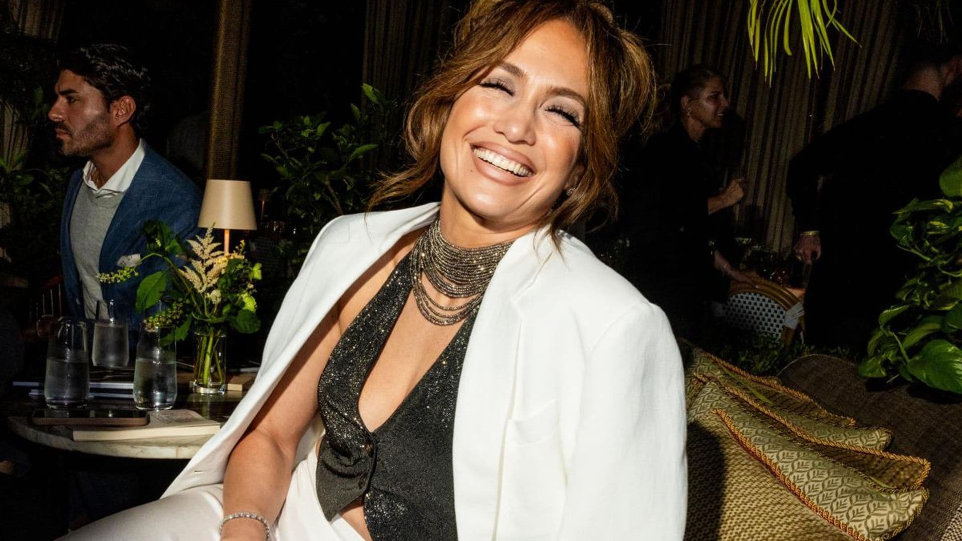 Jennifer Lopez had the time of her life dancing to Usher and Adele in Las Vegas