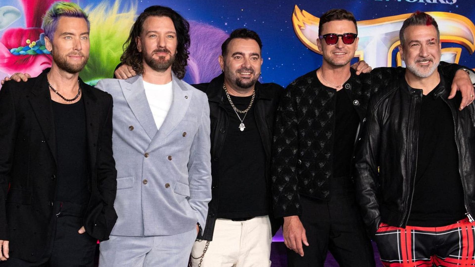 Chrissy Teigen freaks out as NSYNC reunites at Justin Timberlake’s concert