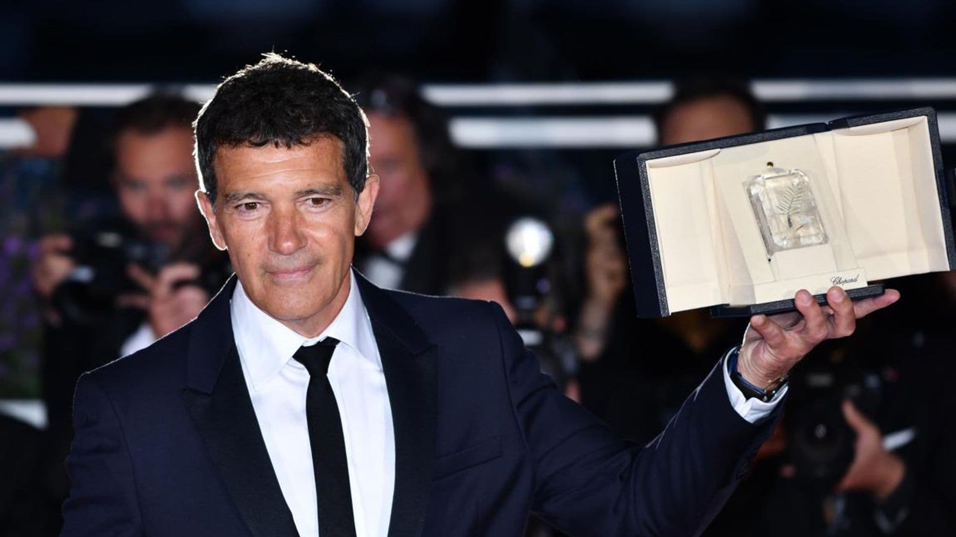 GOOD NEWS: Antonio Banderas announces full recovery from COVID-19