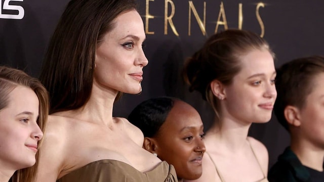 Shiloh Jolie-Pitt looks so much like mom Angelina Jolie at 'Eternals' premiere