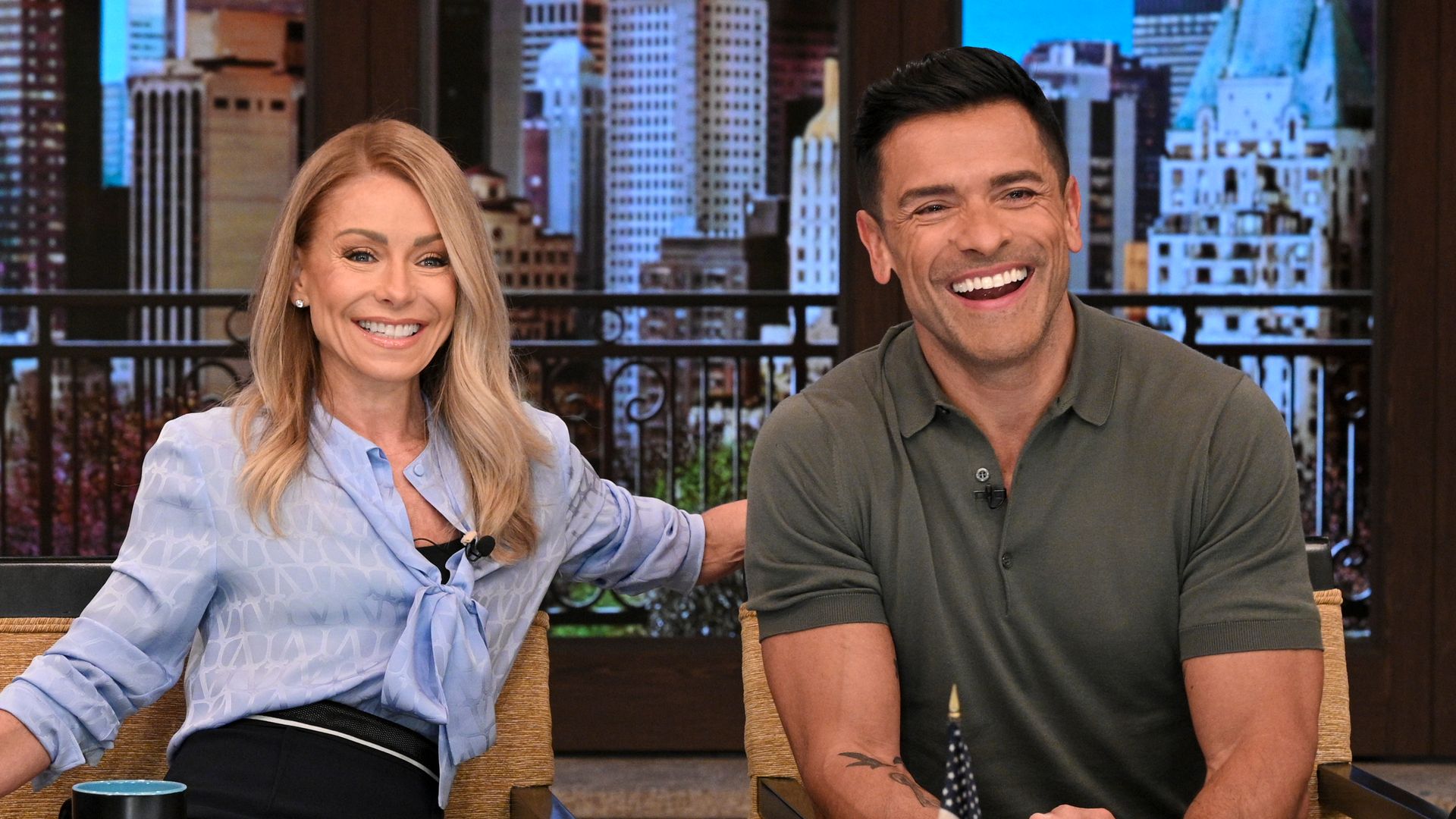 Kelly Ripa and Mark Consuelos tease amazing Halloween costumes in special episode