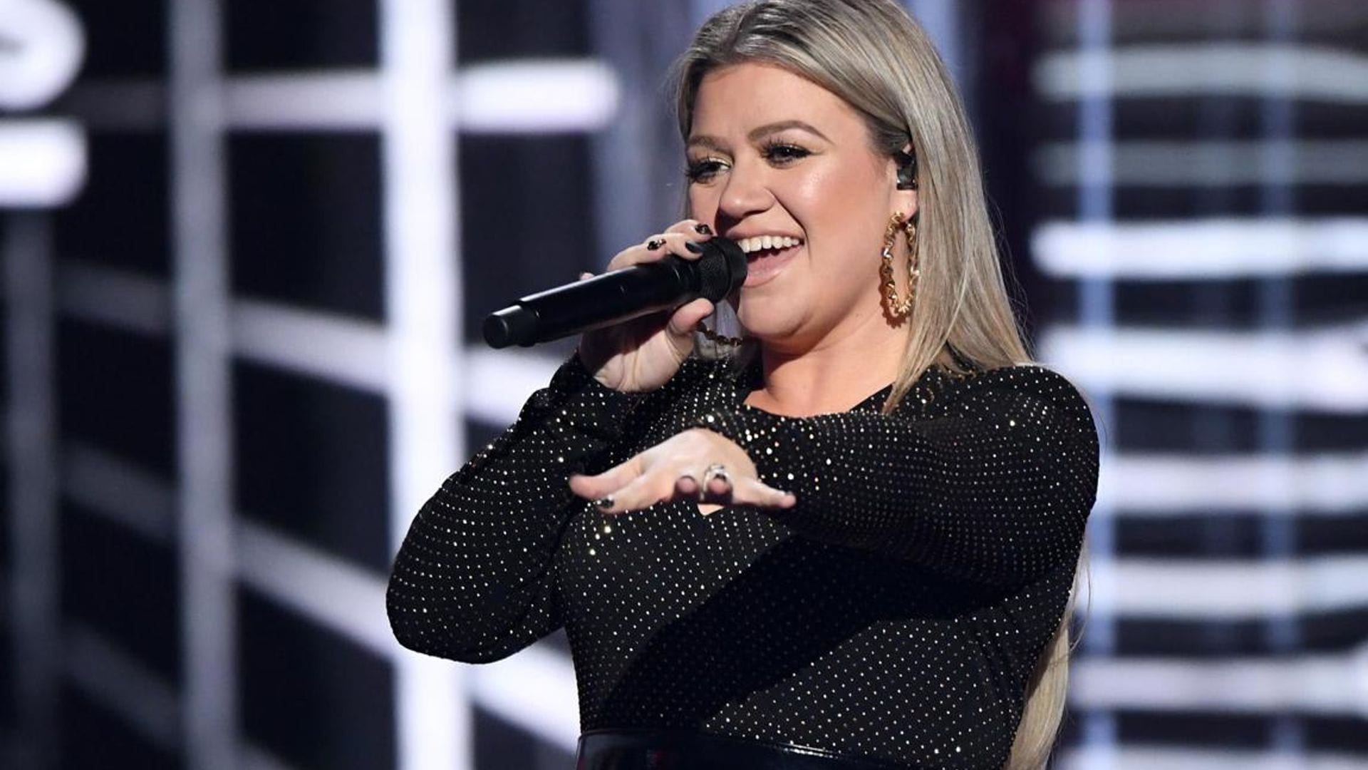 Kelly Clarkson reveals she ‘definitely didn’t see’ her divorce coming