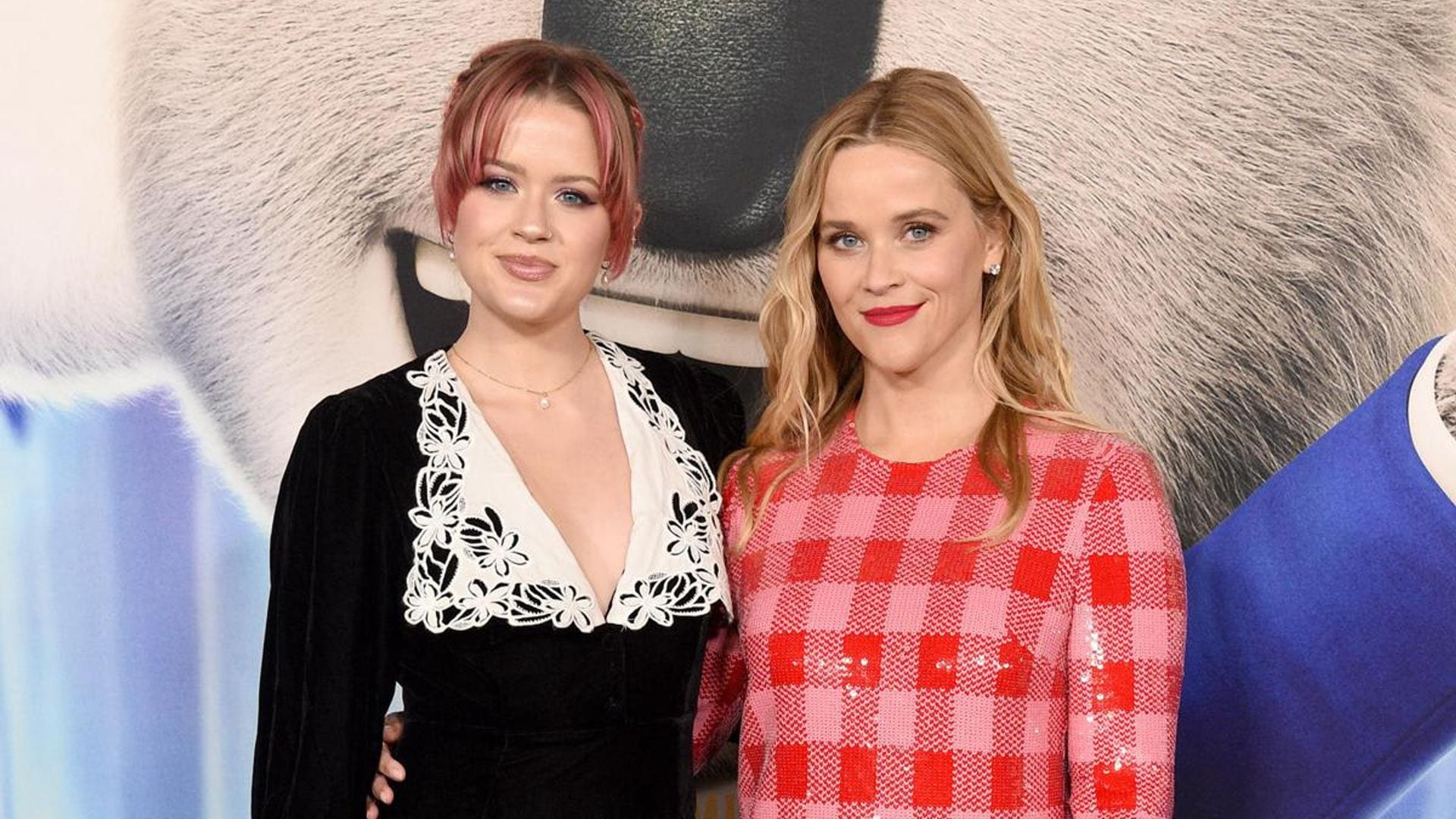Reese Witherspoon says she doesn’t see the resemblance with daughter Ava Phillippe