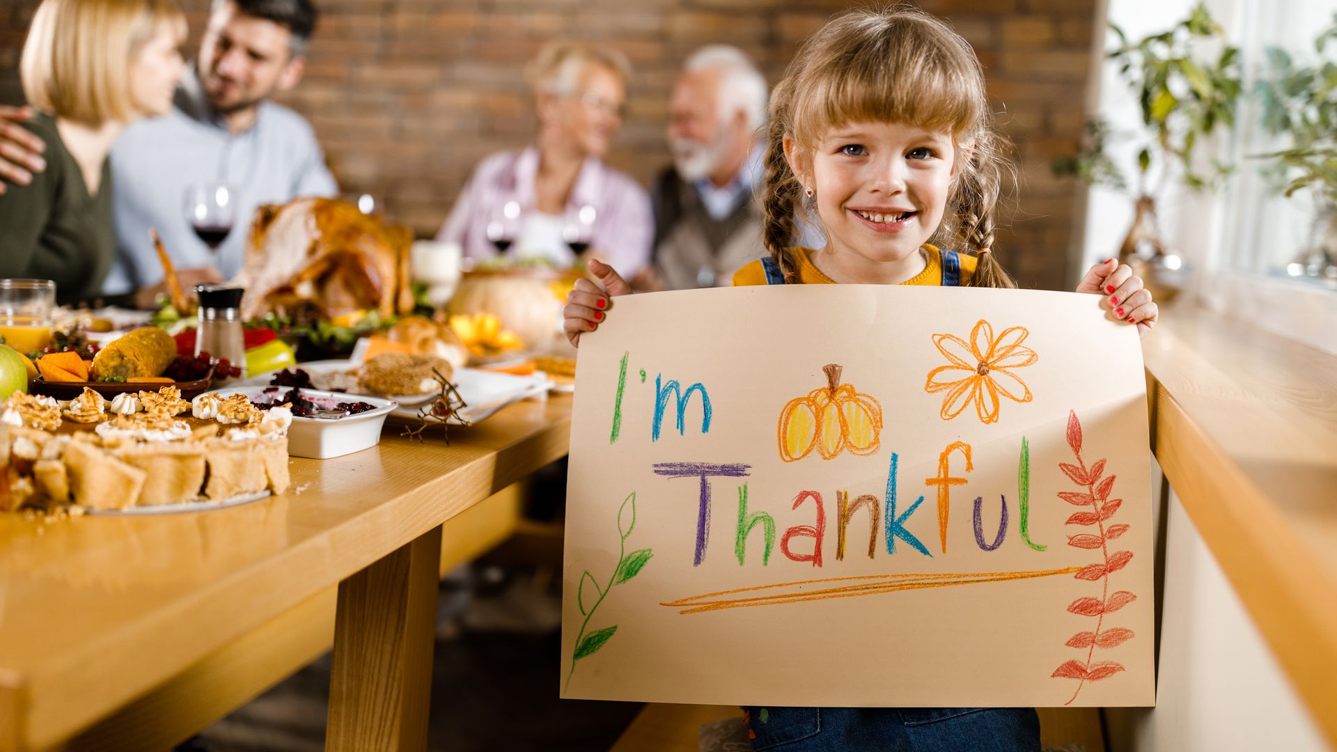 7 Thanksgiving activities for the kids' table to keep them entertained