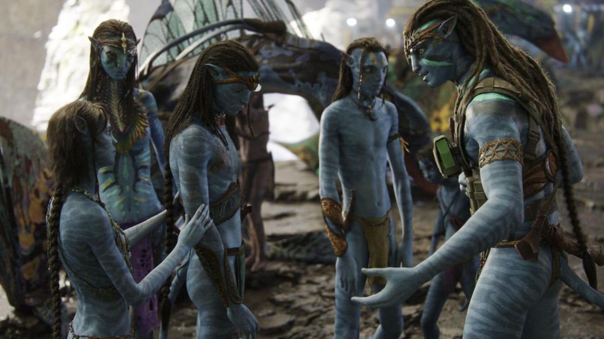 Check out Zoe Saldaña in the new trailer for ‘Avatar: The Way of Water’