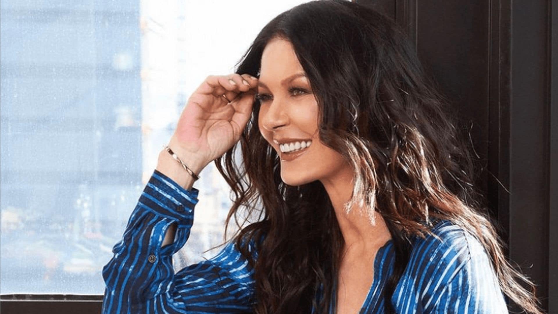 Catherine Zeta-Jones latest selfie proves she is the epitome of a Hollywood star