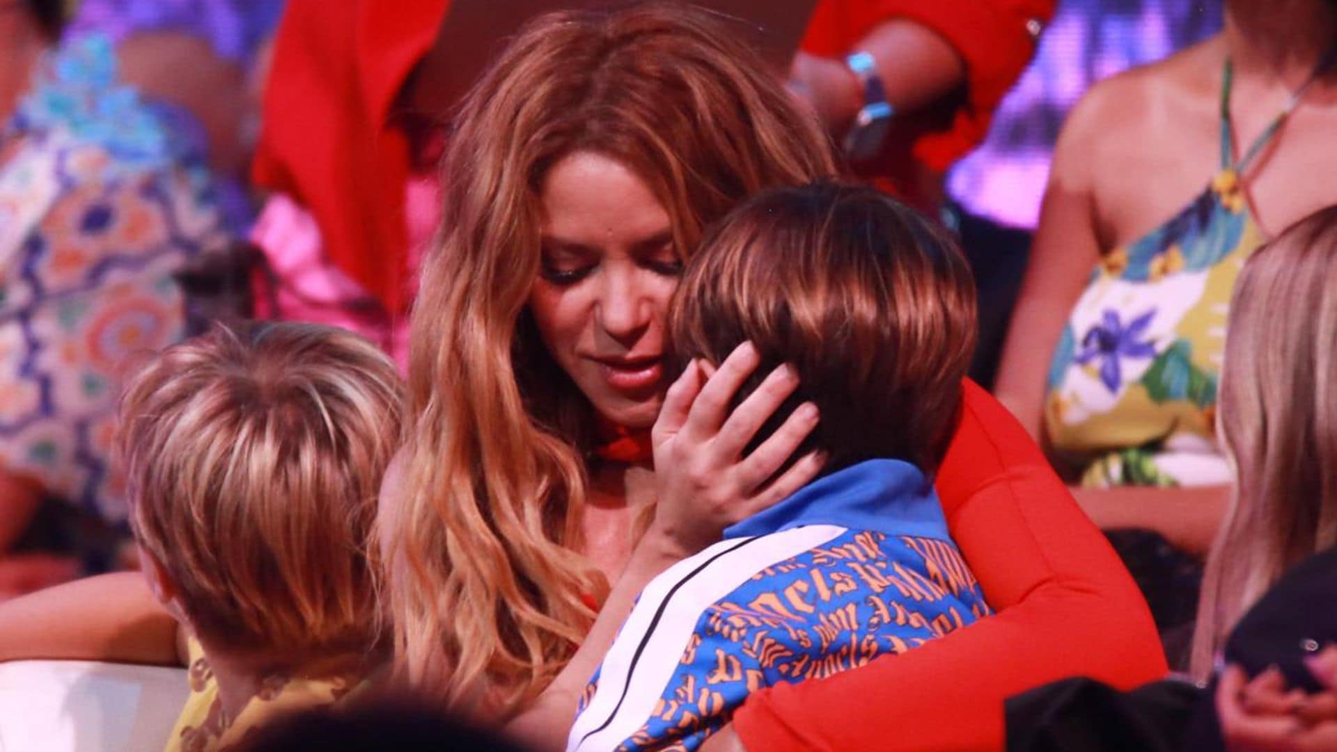 Shakira, Milan, and Sasha show their basketball skills while visiting UCLA