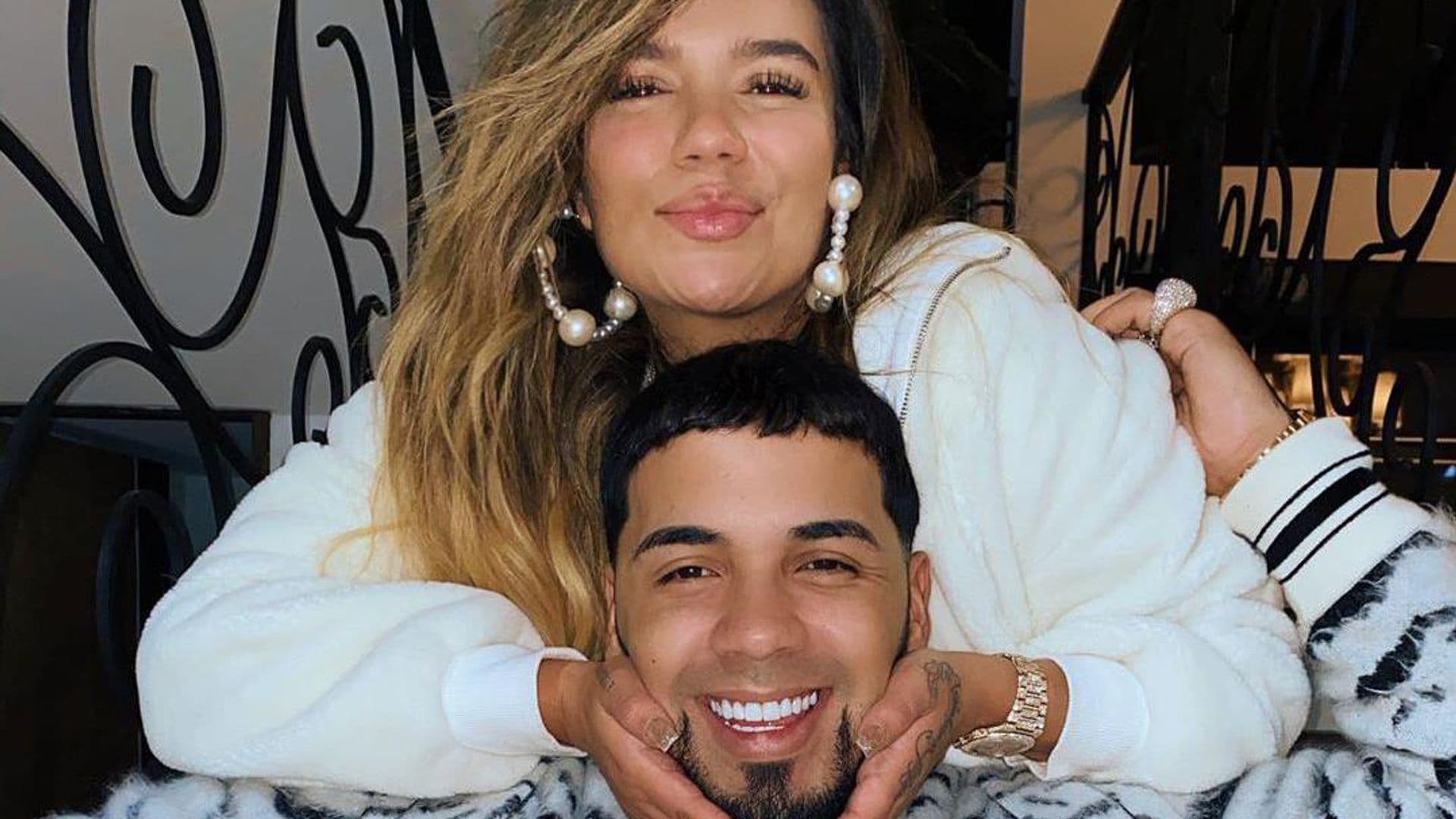 Anuel AA surprises fiancé Karol G in the most romantic way, see the stunning pictures