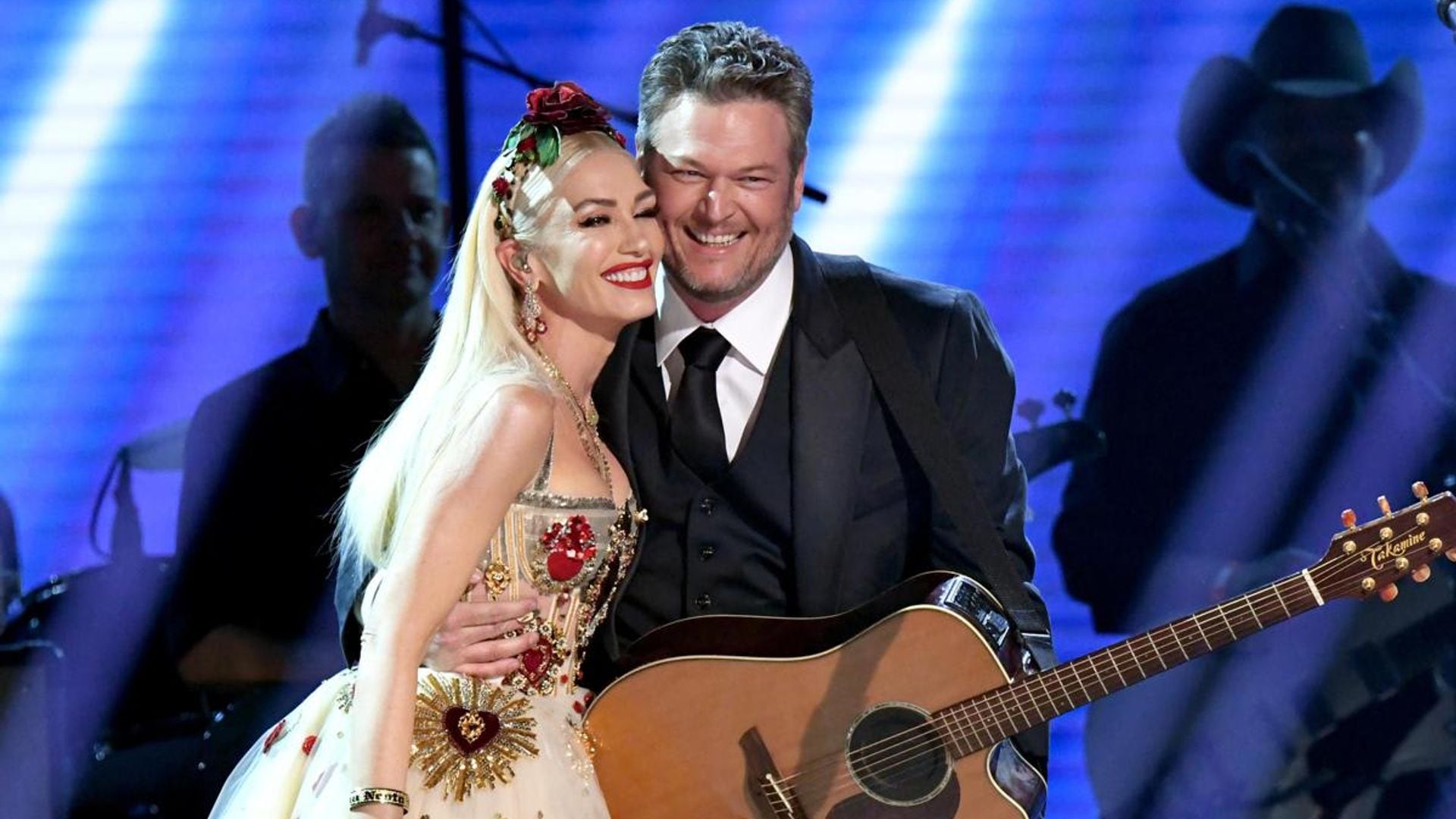 Gwen Stefani and Blake Shelton are bringing the party on New Year’s Eve