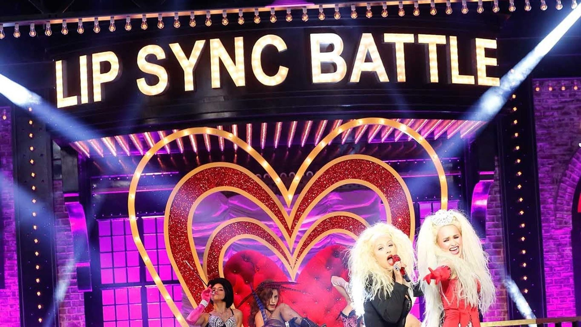 Hayden Panettiere heats up the stage with Christina Aguilera on 'Lip Sync Battle'