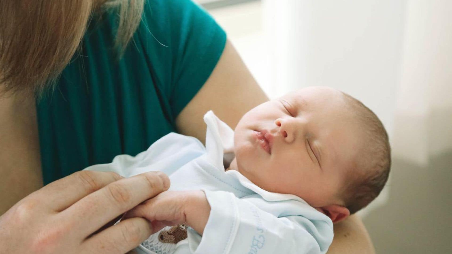 New royal baby’s first official pictures revealed -and he’s adorable!