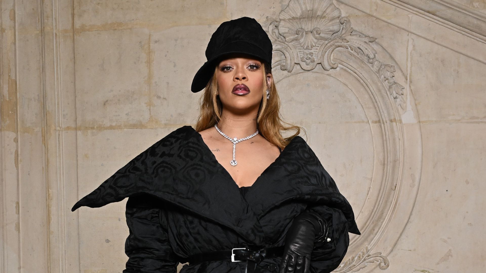 Is Rihanna engaged? She was spotted wearing a cool outfit and a stunning diamond ring