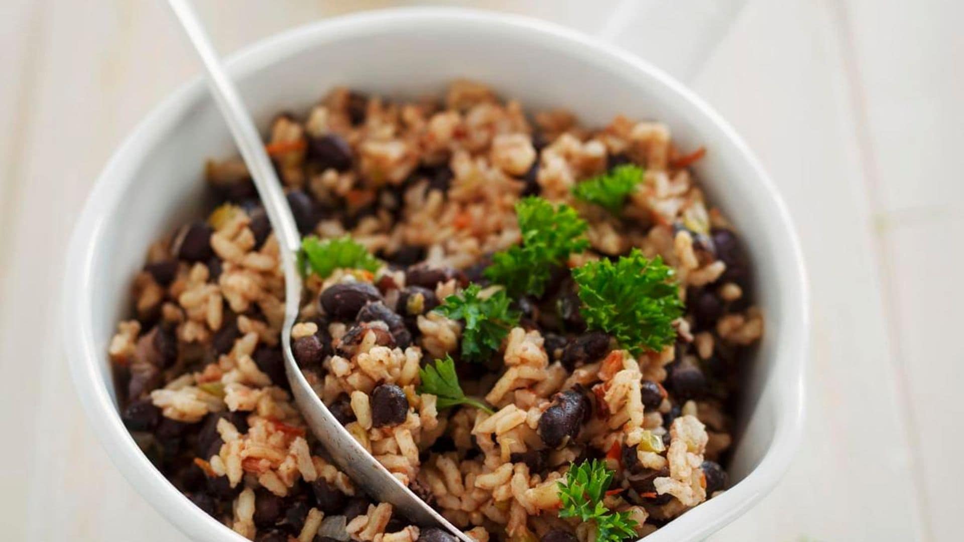 Moros y Cristianos (rice with black beans, Cuba)