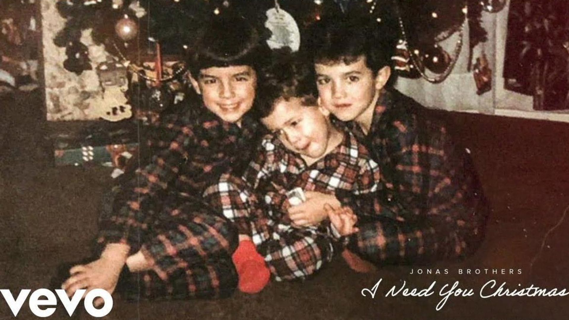 Jonas Brothers - "I Need You Christmas"