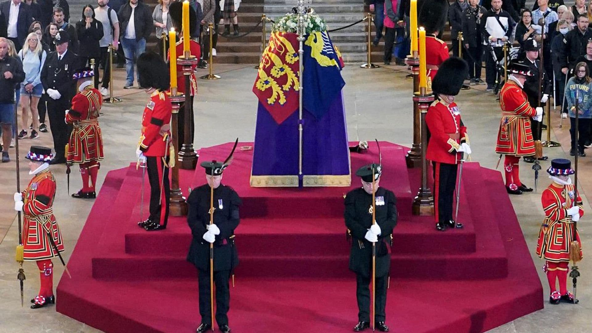 Royal guard collapses during Queen Elizabeth II’s funeral: How long do they have to stand beside her coffin?