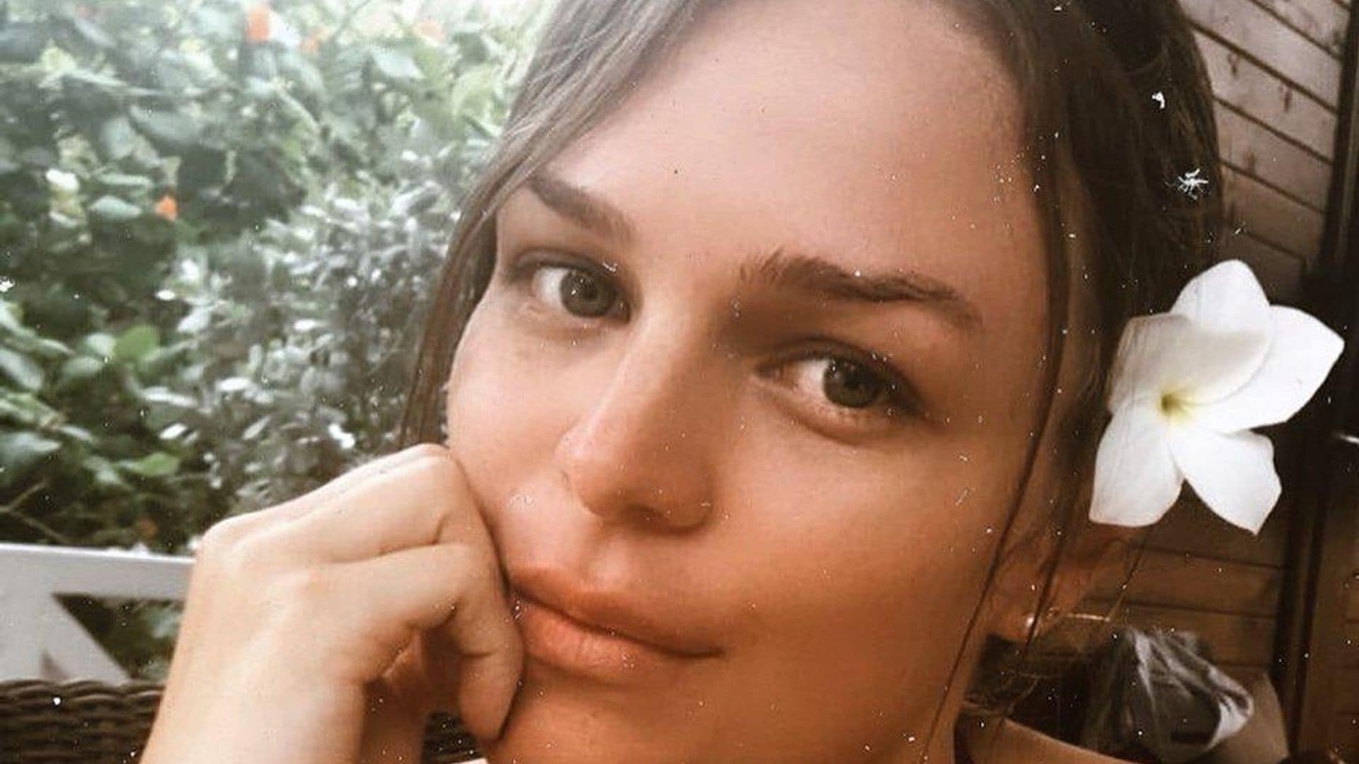 Karol G's sister Vero shares her beauty tips