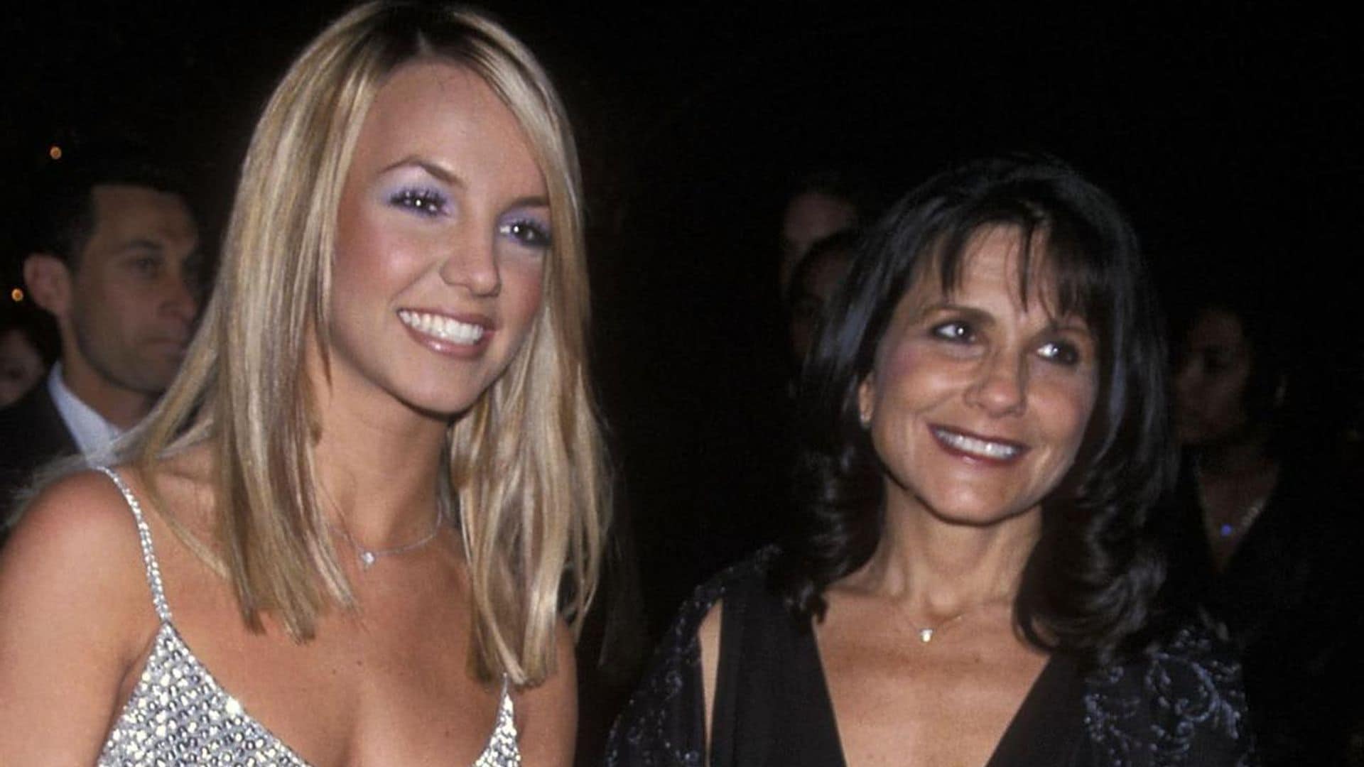 Lynne Spears shares evidence she didn’t throw away Britney’s things and offers to return them