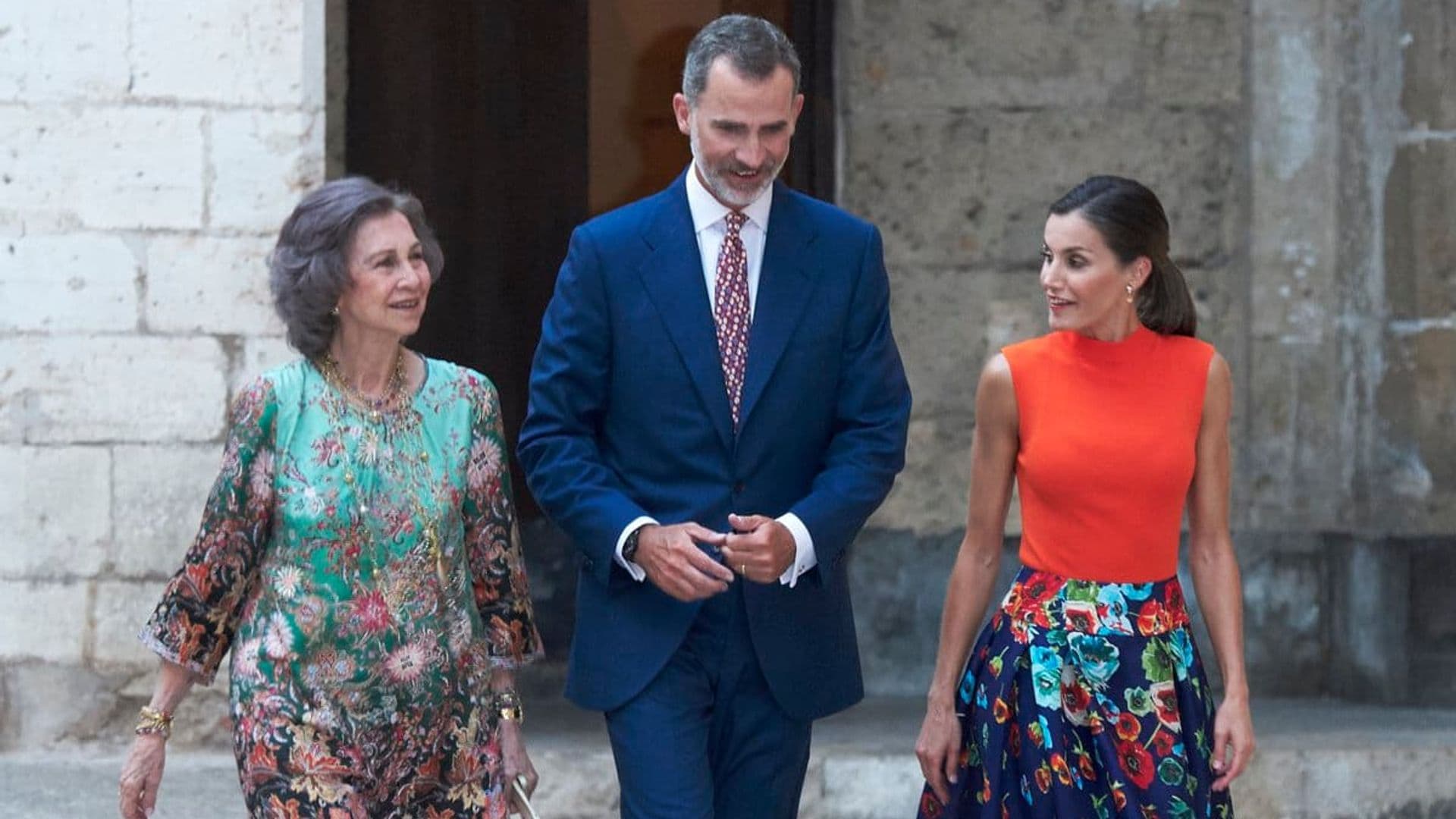 Spanish royal receives COVID-19 vaccine after daughters