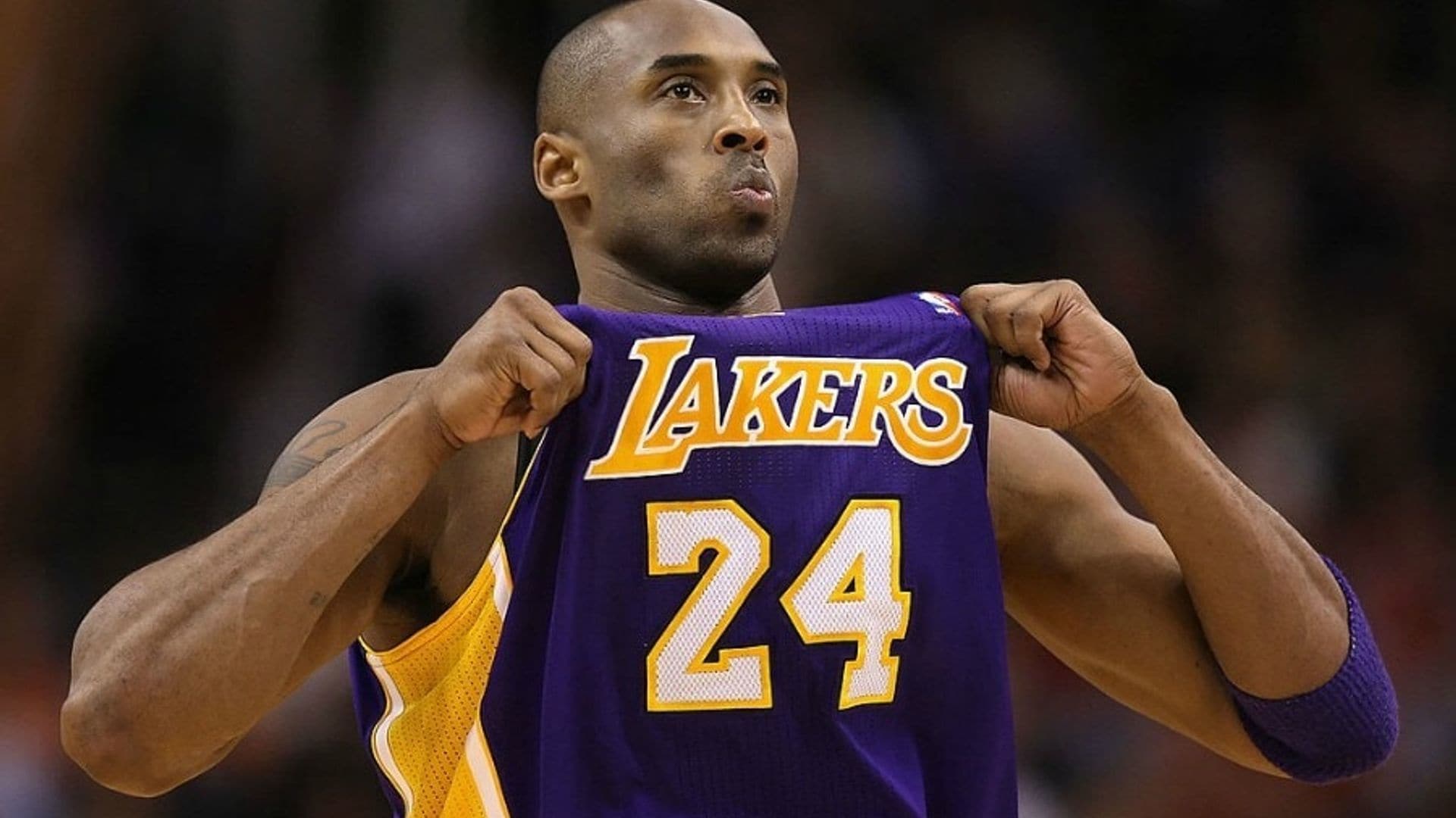 Kobe Bryant retires: Stars and athletes pay tribute ahead of final game